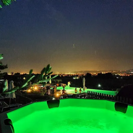 Feriegård Rosa Antica